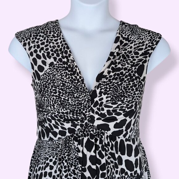 Liz Claiborne Animal Print Tulip Hem Dress - Picture 3 of 10